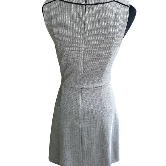 White House Black Market Women's Ponte Black Sleeveless Jumper Dress Size 4 - Picture 4 of 6